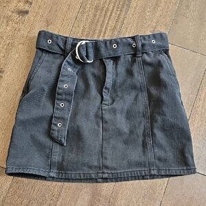 Forever 21 Black Denim Mini Skirt with D-Ring Belt – Size Small